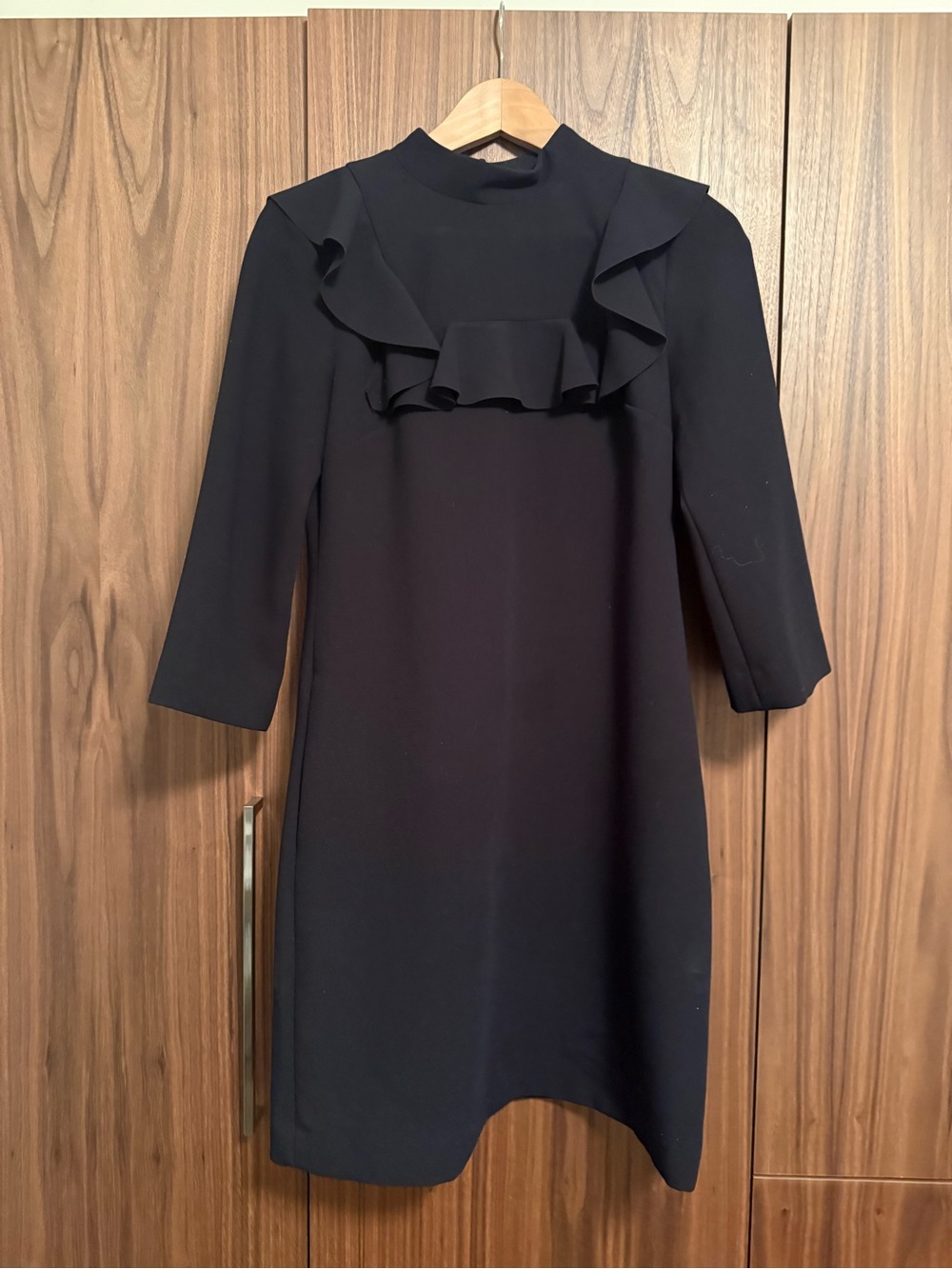 Banana Republic Black Ruffle Front Long-Sleeve Dress